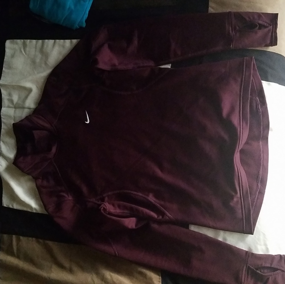 Nike long sleeve shirt